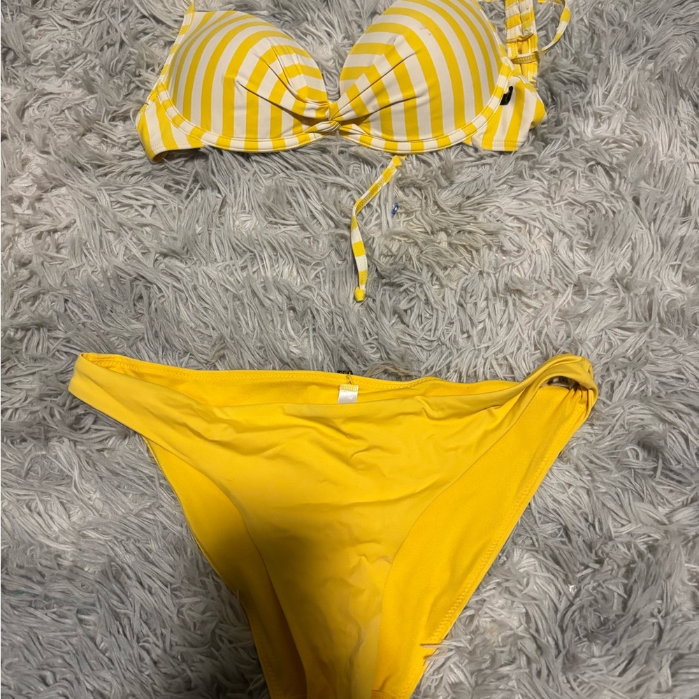 La Vie en Rose Bikini set